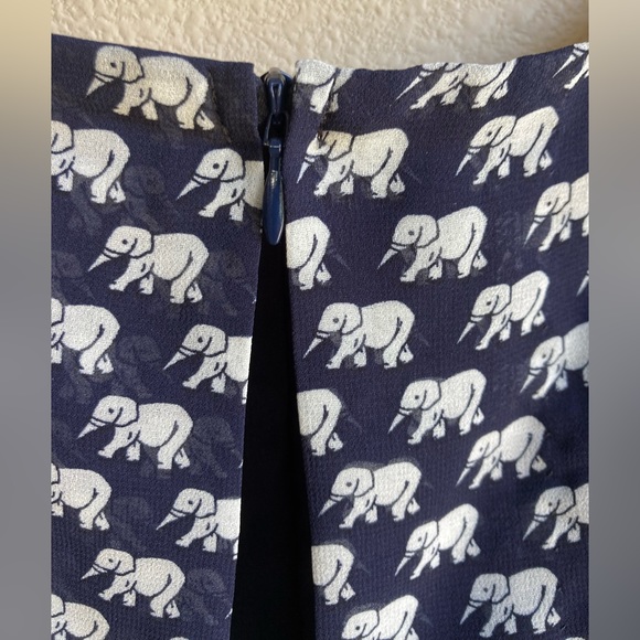 CAbi NWOT #5345 Parade Blouse, size small - Picture 8 of 8